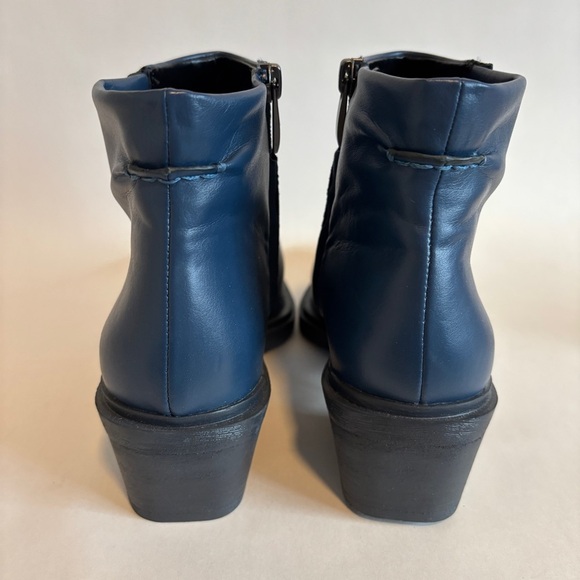 Franco Sarto  womens Forta Blue faux leather square wester moto ankle boots 8.5 - Picture 5 of 11